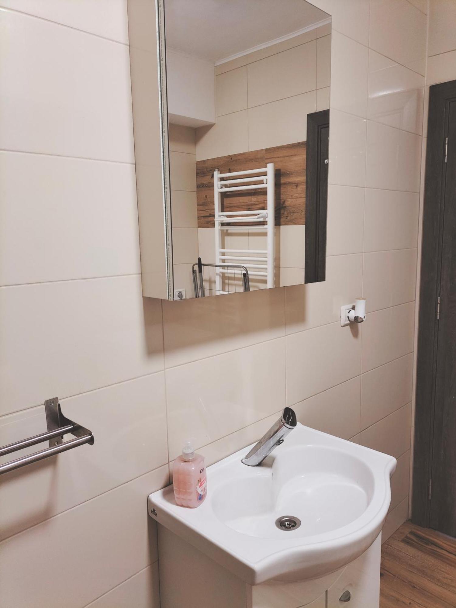 Lotus Area On Apartment ออราแด ภายนอก รูปภาพ