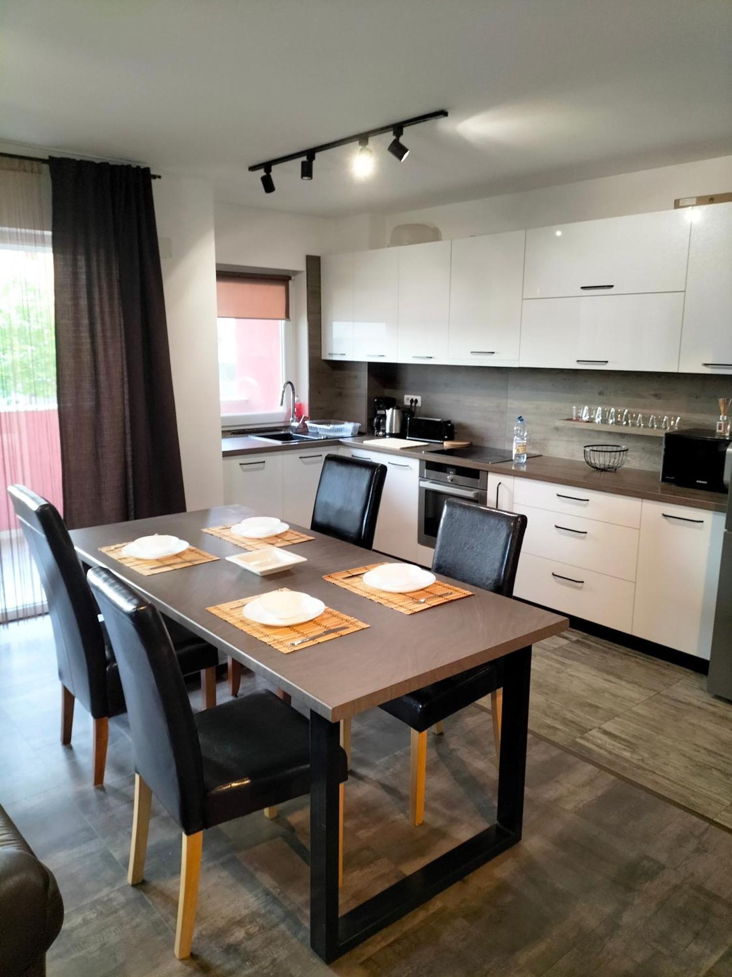 Lotus Area On Apartment ออราแด ภายนอก รูปภาพ